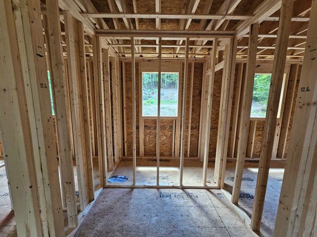 7 Shaw Road, Pittsfield, NH 03263