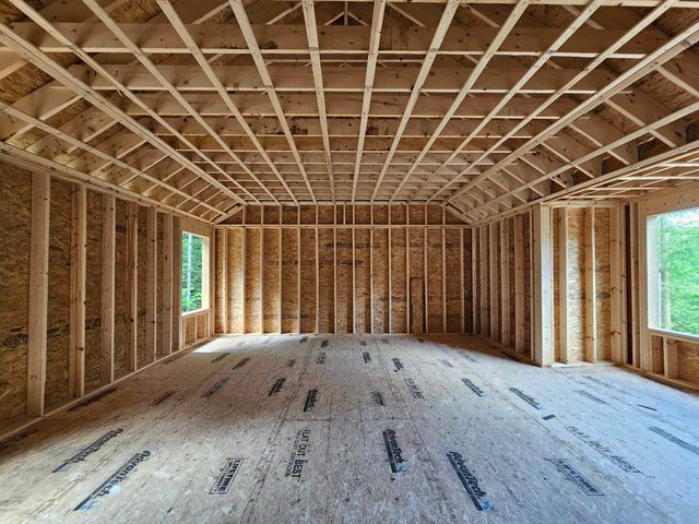 7 Shaw Road, Pittsfield, NH 03263