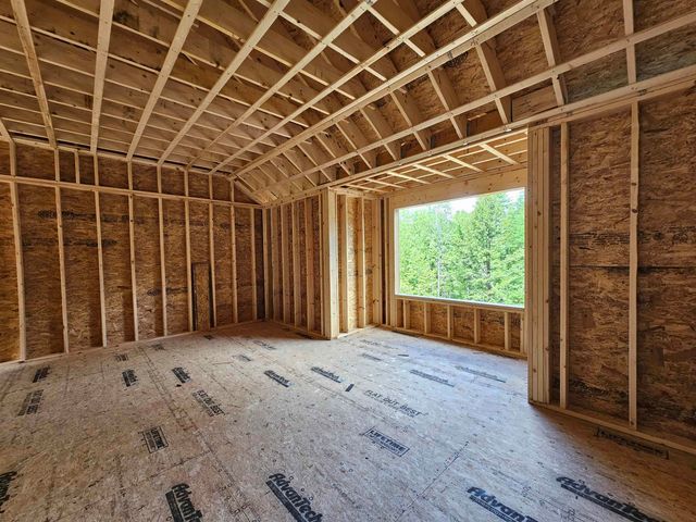 7 Shaw Road, Pittsfield, NH 03263