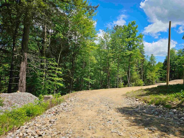 7 Shaw Road, Pittsfield, NH 03263