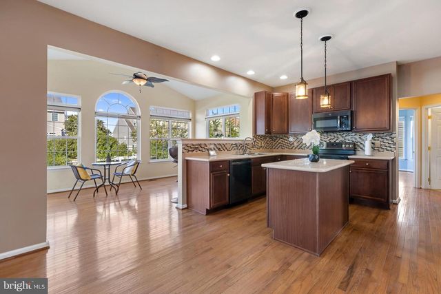 160 NEEDHAM DR, Smyrna, DE 19977