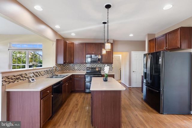 160 NEEDHAM DR, Smyrna, DE 19977