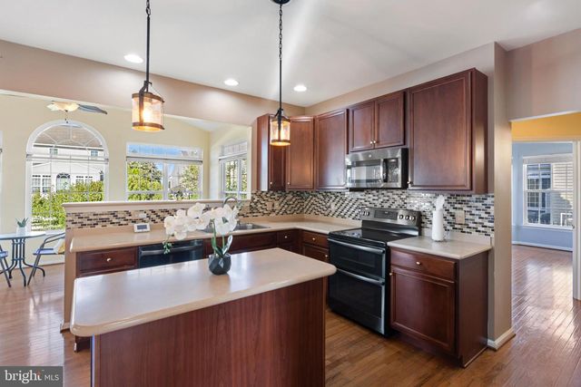 160 NEEDHAM DR, Smyrna, DE 19977