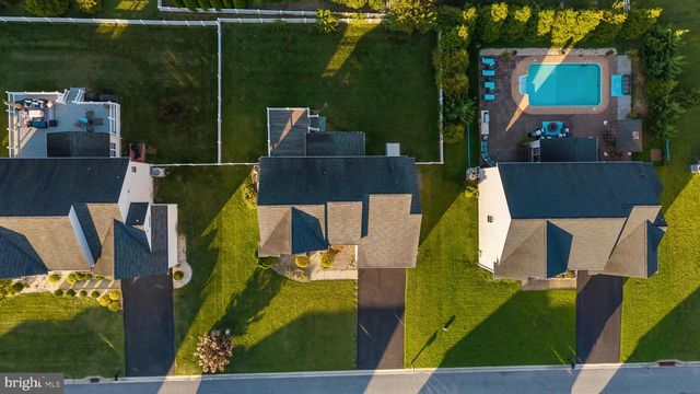 160 NEEDHAM DR, Smyrna, DE 19977