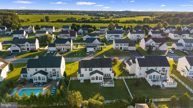 160 NEEDHAM DR, Smyrna, DE 19977