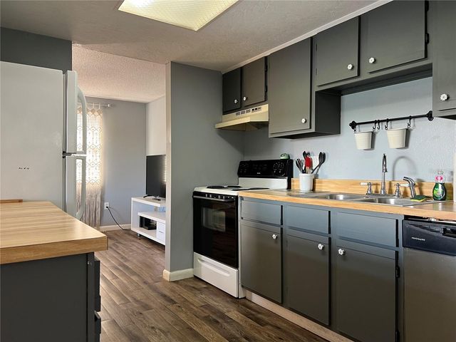 5026 WATER OAK DRIVE 208, Bradenton, FL 34207