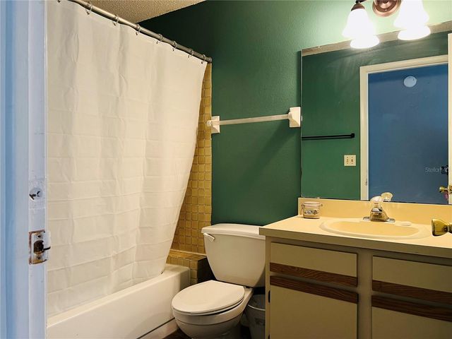 5026 WATER OAK DRIVE 208, Bradenton, FL 34207