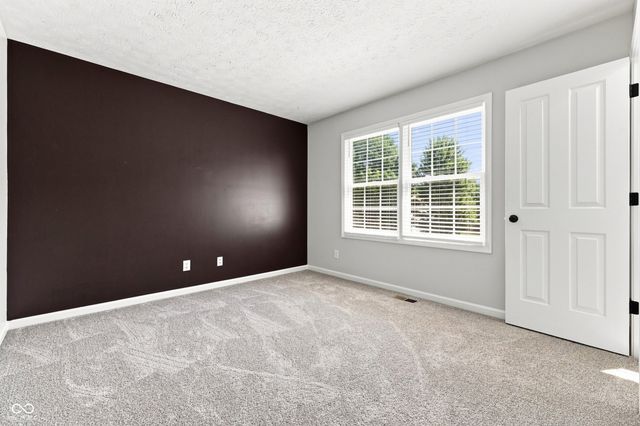 1344 Red Dunes, Avon, IN 46123