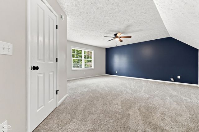 1344 Red Dunes, Avon, IN 46123