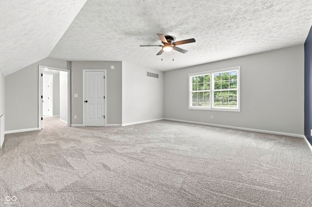 1344 Red Dunes, Avon, IN 46123