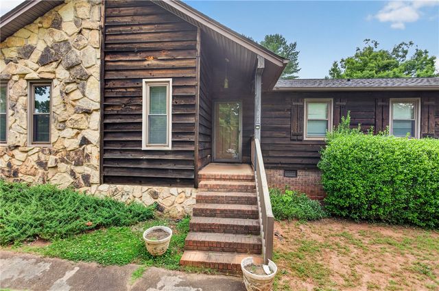 112 holliday Lane, Pendleton, SC 29670