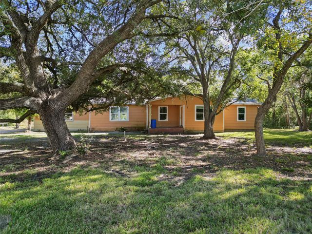 2529 Fm 646 Road N, Santa Fe, TX 77510