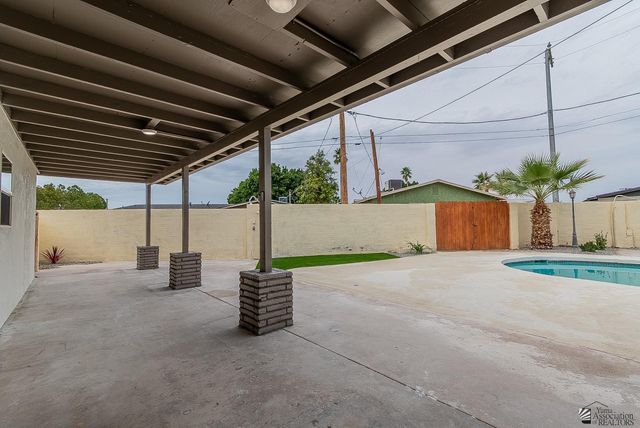 912 Palmcroft Dr, Yuma, AZ 85364