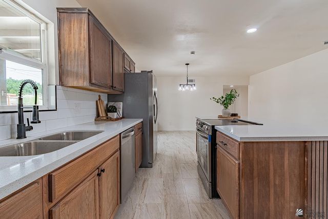 912 Palmcroft Dr, Yuma, AZ 85364