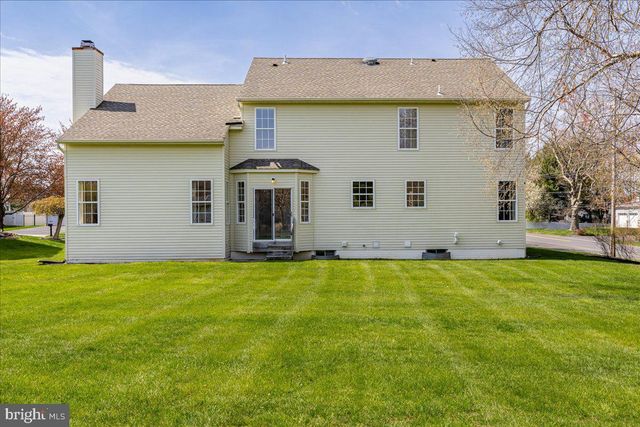 1 STONEHEDGE DRIVE, East Windsor, NJ 08520