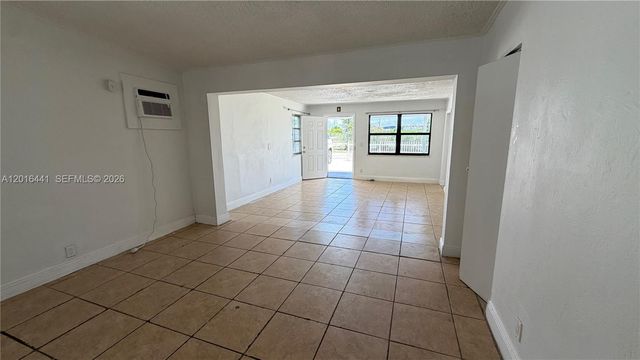 2230 Service Rd, Opa-locka, FL 33054