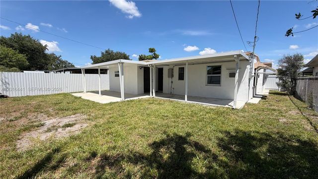 2230 Service Rd, Opa-locka, FL 33054