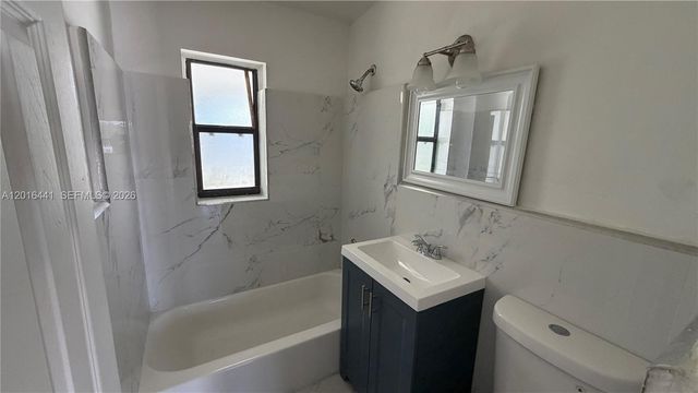 2230 Service Rd, Opa-locka, FL 33054