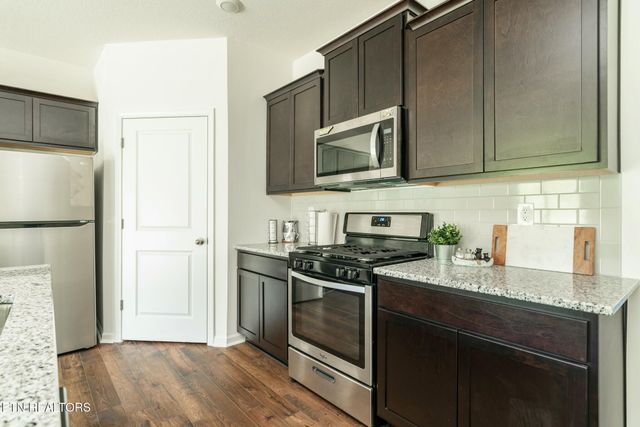 1133 Beacon Rd, Sevierville, TN 37876