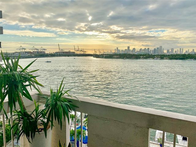 800 West Ave 823, Miami Beach, FL 33139