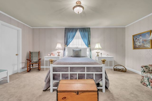 125 Castle Heights Ave, Lebanon, TN 37087