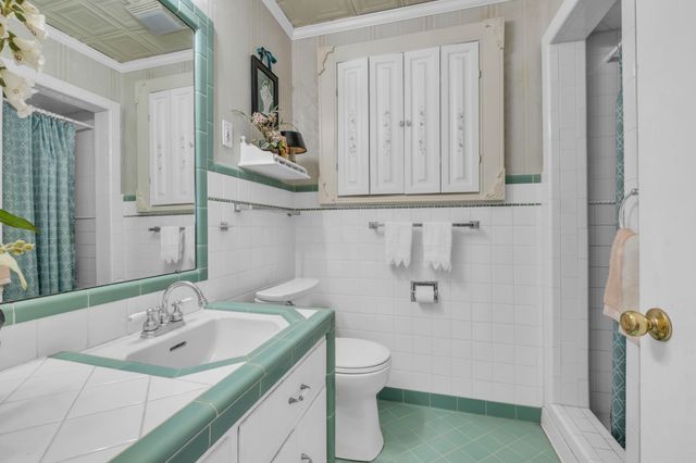 125 Castle Heights Ave, Lebanon, TN 37087