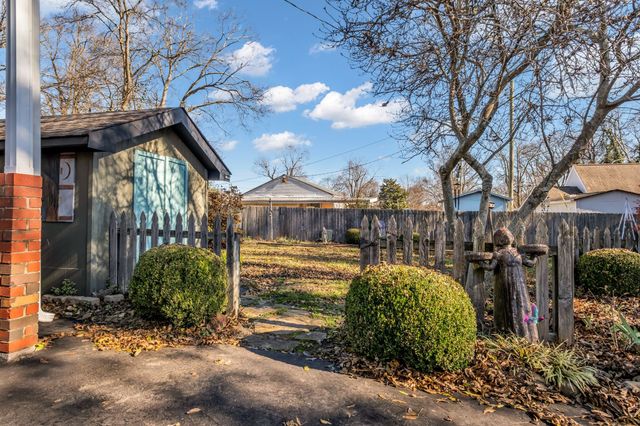 125 Castle Heights Ave, Lebanon, TN 37087