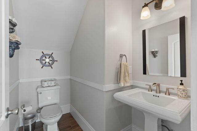 7303 Spinnaker Court, Navarre, FL 32566