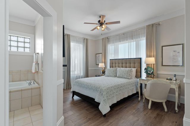 7303 Spinnaker Court, Navarre, FL 32566