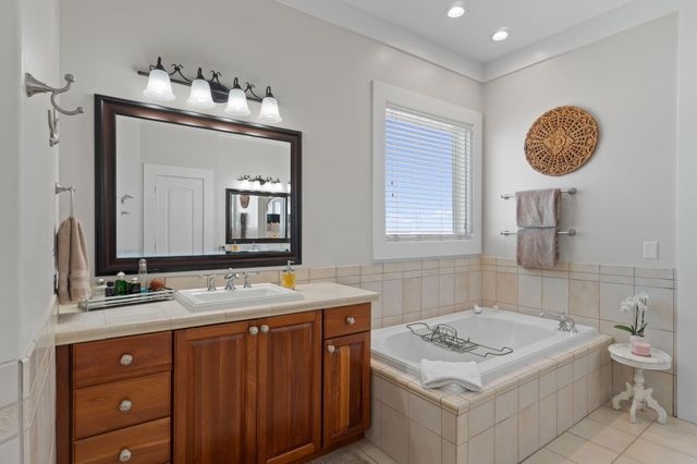 7303 Spinnaker Court, Navarre, FL 32566