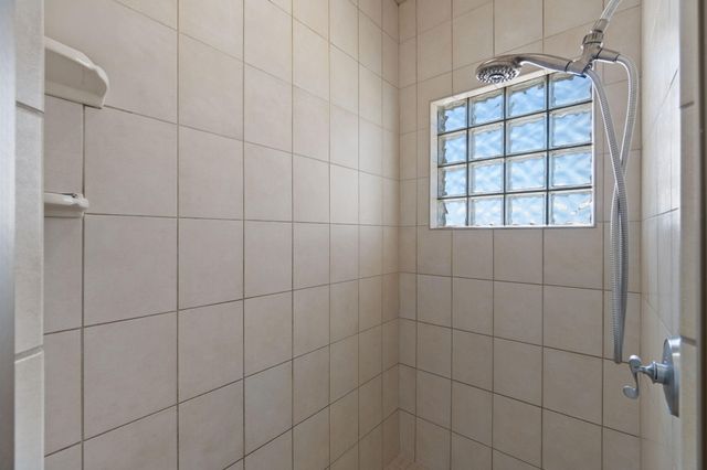 7303 Spinnaker Court, Navarre, FL 32566