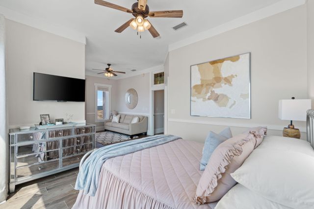 7303 Spinnaker Court, Navarre, FL 32566