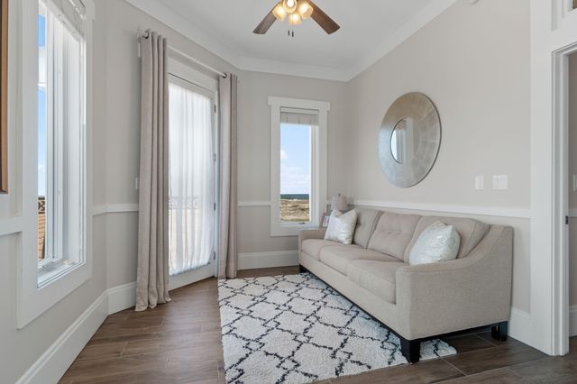 7303 Spinnaker Court, Navarre, FL 32566