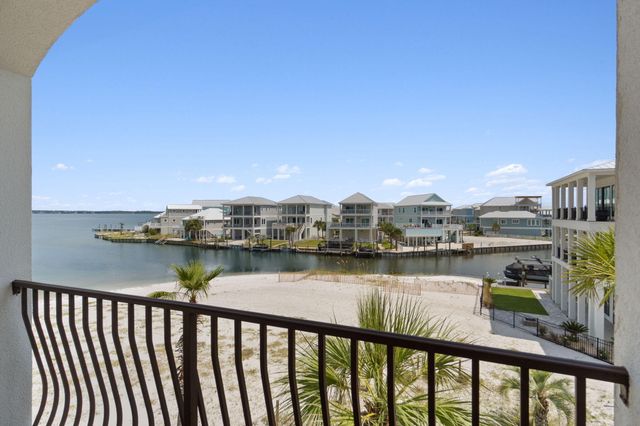 7303 Spinnaker Court, Navarre, FL 32566