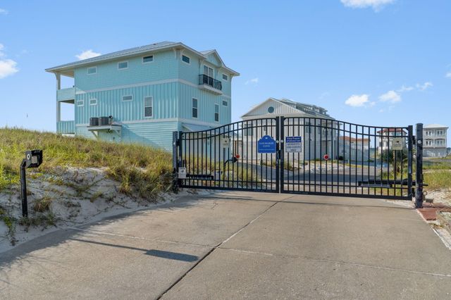 7303 Spinnaker Court, Navarre, FL 32566