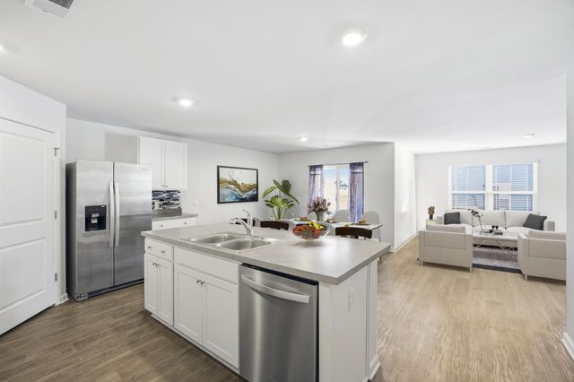 121 Congaree Ct Court, Santee, SC 29142