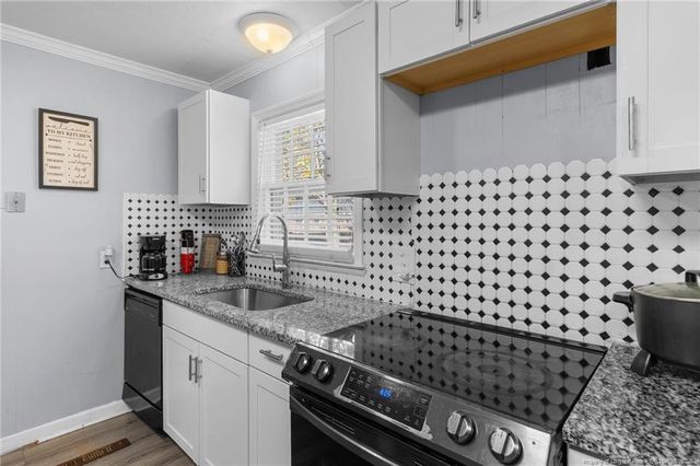 306 W 33rd Street W, Lumberton, NC 28358