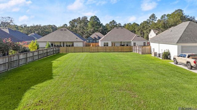 12734 Solemn Oaks Ave, Baton Rouge, LA 70818