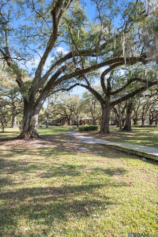 12734 Solemn Oaks Ave, Baton Rouge, LA 70818