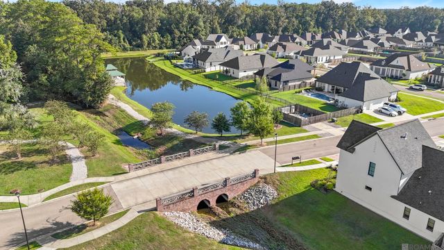 12734 Solemn Oaks Ave, Baton Rouge, LA 70818