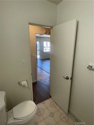 6510 Mabrisa Ave B, Huntington Park, CA 90255