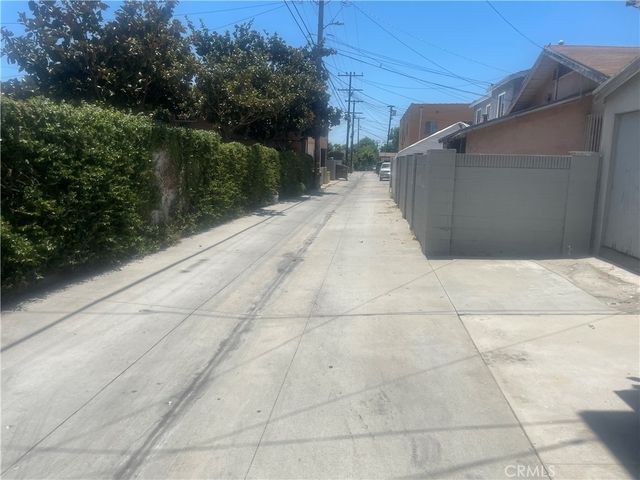 6510 Mabrisa Ave B, Huntington Park, CA 90255