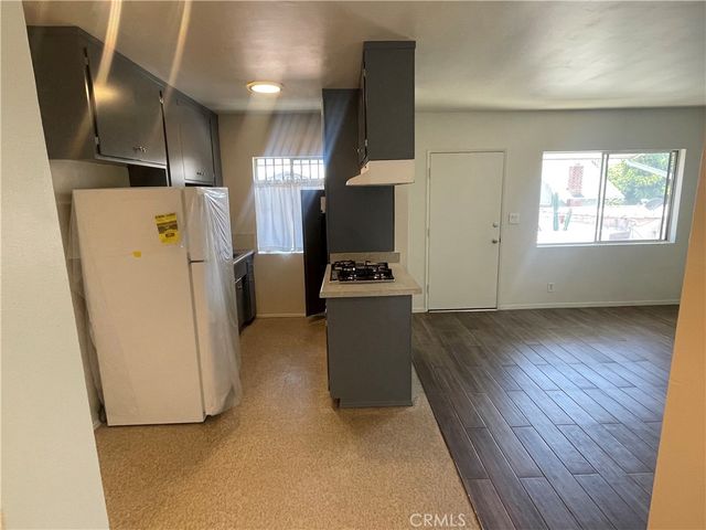 6510 Mabrisa Ave B, Huntington Park, CA 90255