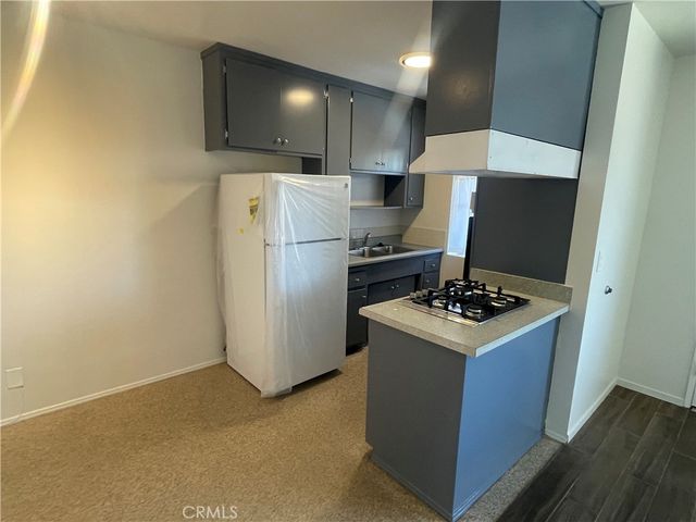 6510 Mabrisa Ave B, Huntington Park, CA 90255
