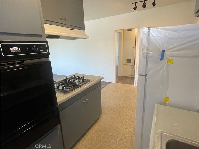 6510 Mabrisa Ave B, Huntington Park, CA 90255