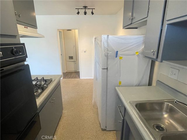 6510 Mabrisa Ave B, Huntington Park, CA 90255