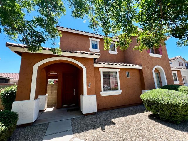 879 E Stottler Drive, Gilbert, AZ 85296