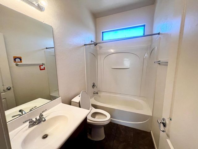 879 E Stottler Drive, Gilbert, AZ 85296