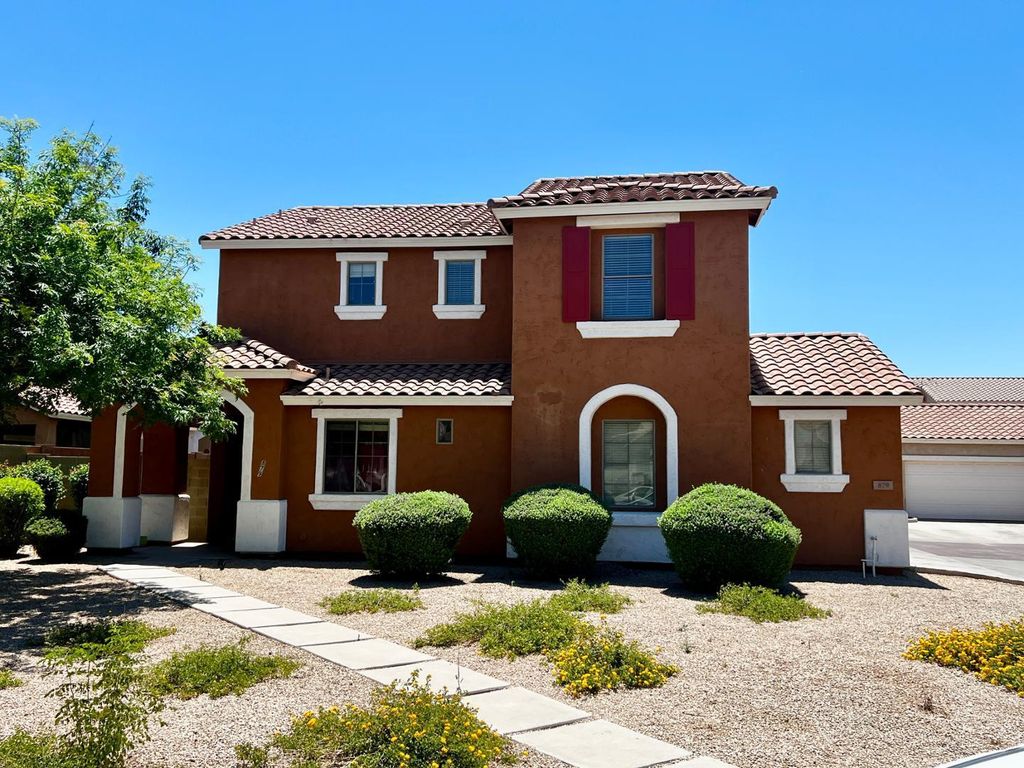 879 E Stottler Drive, Gilbert, AZ 85296