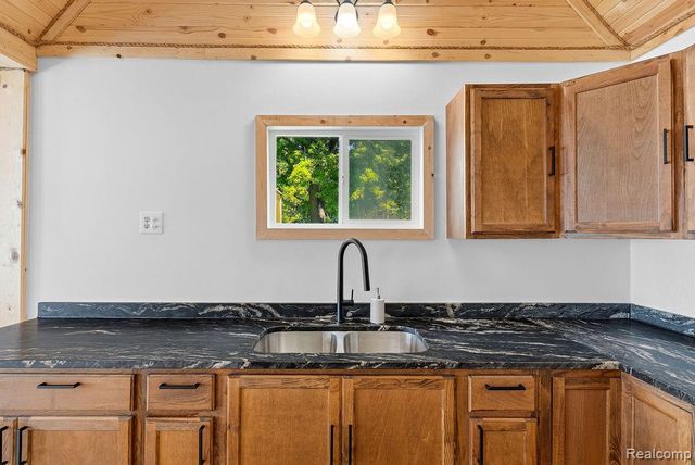 6256 Turner Road, Flushing Charter Township, MI 48433